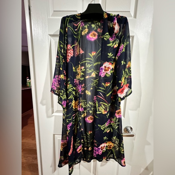 Floral Kimono Light Robe - Picture 1 of 3